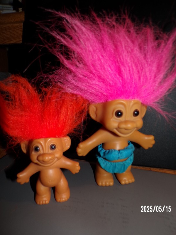 2 Cute Little Troll Dolls & 1 Troll Pen