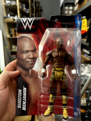 SHELTON BENJAMIN CHASE WWE Mattel Basic Series 134 DAMEGED BOX