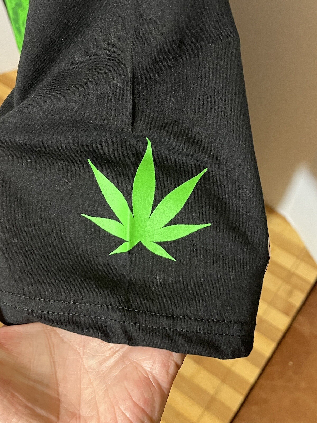 FILA Maglietta nera Death Row Records L con foglia di marijuana