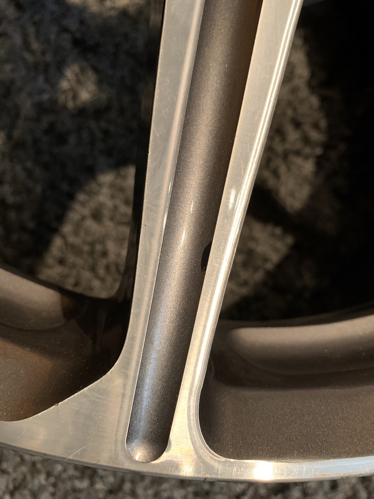 FERRARI 458 ITALIA COUPE SPIDER REAR WHEEL RIM OEM 255226 MACHINED FACE FINISH