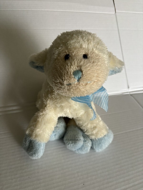 Mary Meyer Family Christian Musical Lamb Plush Blue Bow Wind Up Jesus Loves Me