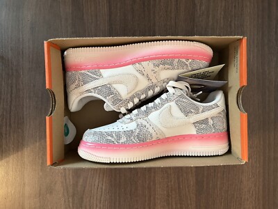 スニーカー Nike WMNS Air Force 1 Low DV1031-030 s-l400.jpg