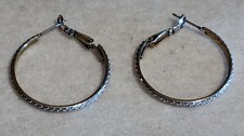 VINTAGE - HOOP PIERCED EARRINGS SILVER TONE - Textured - 1 1/8 in Dia