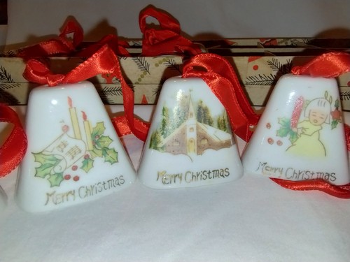 12 Vintage Christmas Bells Ornaments made in Japan 2.5" Tall - Picture 8 of 9