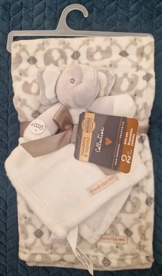 Neu Blankets & Beyond Geschenkset grau weiß Fleecedecke & Elefantendecke