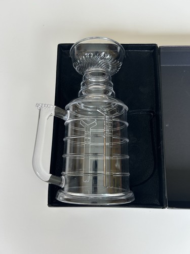 Rare! The Hockey Cup Stanley Cup NHL Plastic Beer Mug Stein 25 oz - Picture 2 of 8