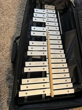 Pearl Xylophone Bell Kit  With Carrying Case  Wooden Snare and Drum