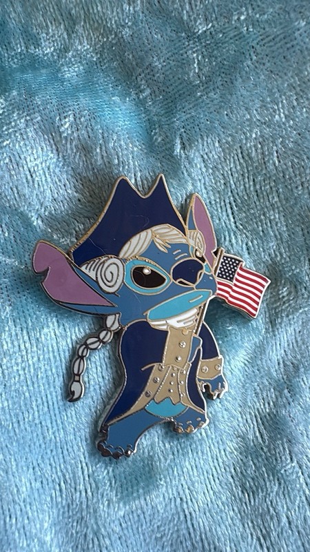 LE Cast Exclusive George Washington Stitch American Flag US Patriotic Disney Pin
