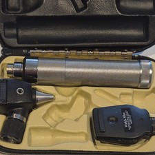 WelchAllyn opthalmoscope & Otoscope Set Rechargeable  Battery ( nic) And Handle