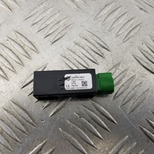 SOCKET PUERTO USB SKODA FABIA MK3 2016 5Q0035726E - Imagen 2 de 13