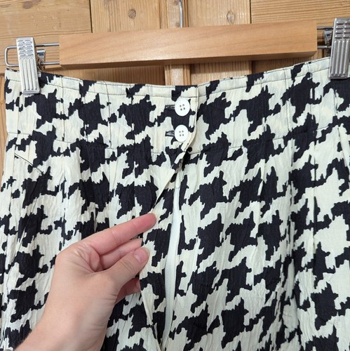 VTG Louis Feraud Black & White Houndstooth Culotte Silk Shorts US 6 Germany - Picture 5 of 11
