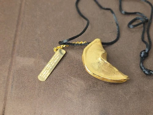 VINTAGE MIRIAM HASKELL GOLD TONE FORTUNE COOKIE NECKLACE