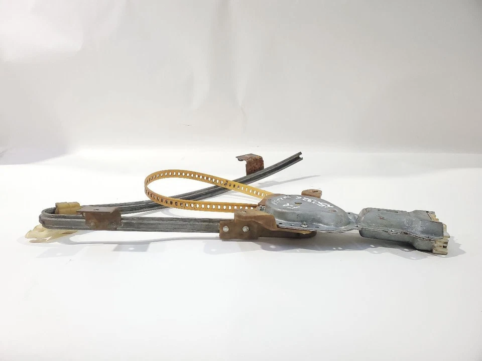 1980 1984 Cadillac Fleetwood OEM Front Right Window Regulator 20085720 Some Wear - Image 4 of 4