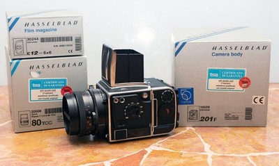 Hasselblad 201F + Planar 80 TCC + E12 + Acute Matte D 42217 - TOP