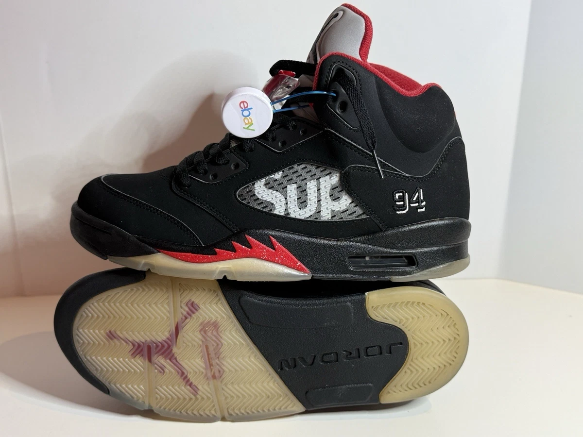 Size 10.5 - Jordan 5 Retro x Supreme Black 2015 Supreme x Air Jordan 5 Black 824371-001 2015 Release Date | SBD main image 2