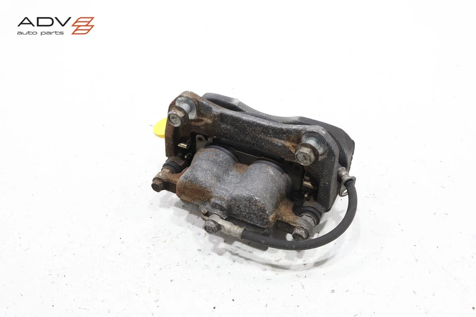 Pinza de freno delantera izquierda del lado del conductor OEM LEXUS RX450H RX350 2016-2022 Foto 4 de 4