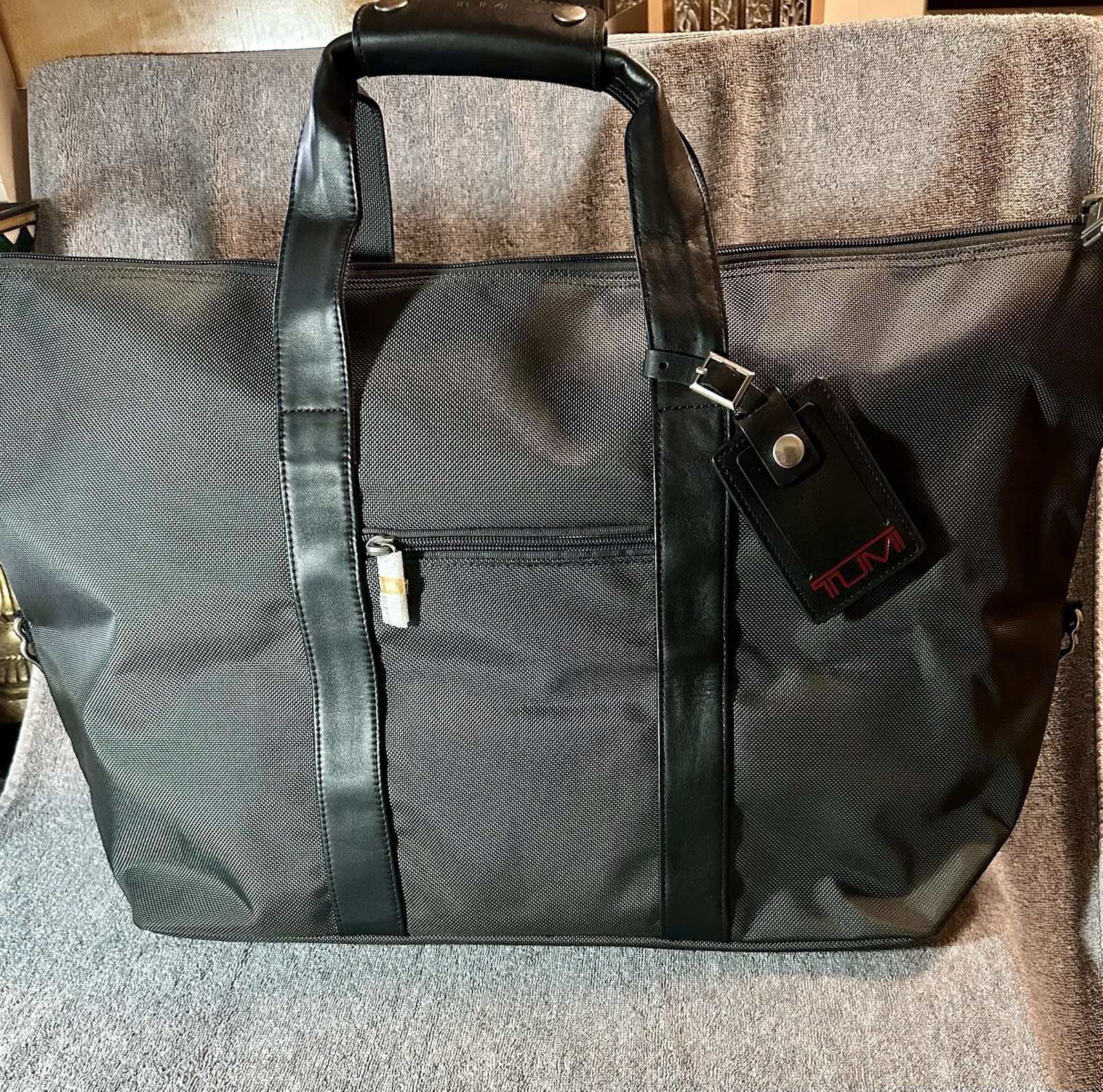 NWT Tumi Small Soft Travel Satchel Gray Ballistic Nylon Shoulder Strap MSRP $295