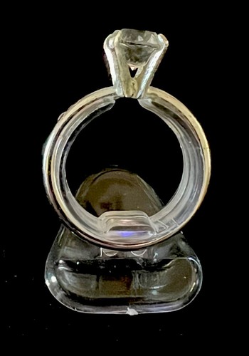 Anillo de compromiso vintage plateado con piedra montada en circonita cúbica talla 6,5 - Imagen 2 de 4