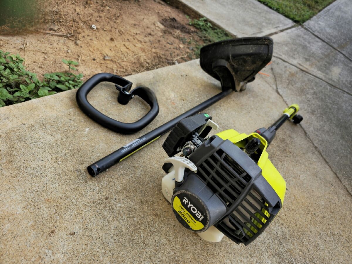 RYOBI String Trimmer 25cc 2-Cycle Gas-Powered Straight Shaft RYOBI String Trimmer 25cc 2-Cycle Gas-Powered Straight Shaft