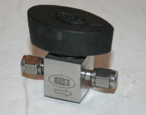 1/8 Tube 316ss Quarter Turn Plug Valve (3000 Psig) Hoke 7312G2Y - Afbeelding 1 van 4
