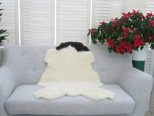 SHEEPSKIN RUG GENUINE BRITISH JACOB SOFT DENSE FUR LAMBSKIN CHAIR COVER BED J400 - Picture 7 of 16