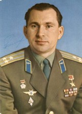 Pavel Belyayev Autograph