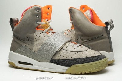 NIKE AIR YEEZY USED SIZE 13 ZEN GREY LIGHT CHARCOAL 366164-002 PROMO KANYE WEST