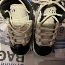 Nike Air Jordan Max Aura 'Concord