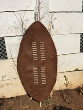 XXL Zulu Shield 145cm Brown White Isihlangu Cowhide African Warrior Decor