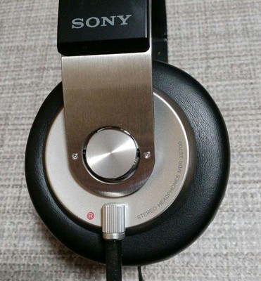SONY　MDR-XB700 Sony MDR-XB700 Review | The Headphone List