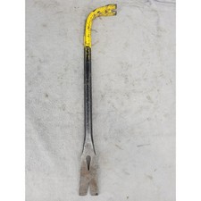 18 Wrecking Bar Crowbar Pry Tool Black Yellow Gooseneck Demolition Hand Tool 18 Wrecking Bar Crowbar Pry Tool Black Yellow Gooseneck Demolition Hand Tool
