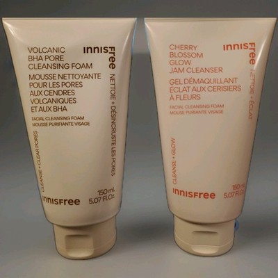 2 Innisfree Cleansing Foam - Volcanic BHA Pore Cleansing & Cherry Blossom Glow