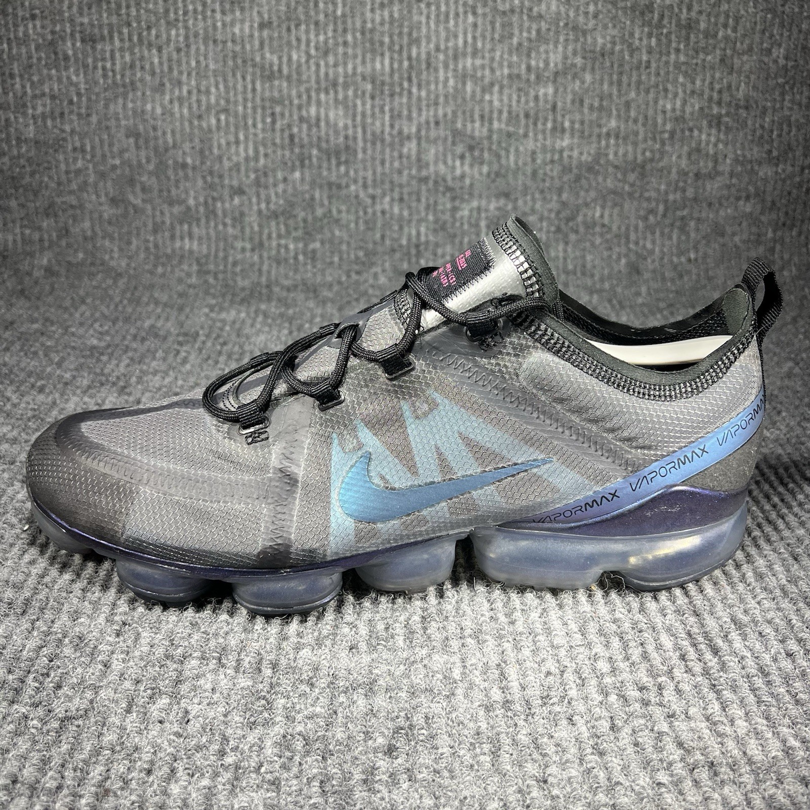 SAOLA Scarpe Nike Air VaporMax 2019 Uomo Taglia 12 Throwback Nero Grigio AR6631 001