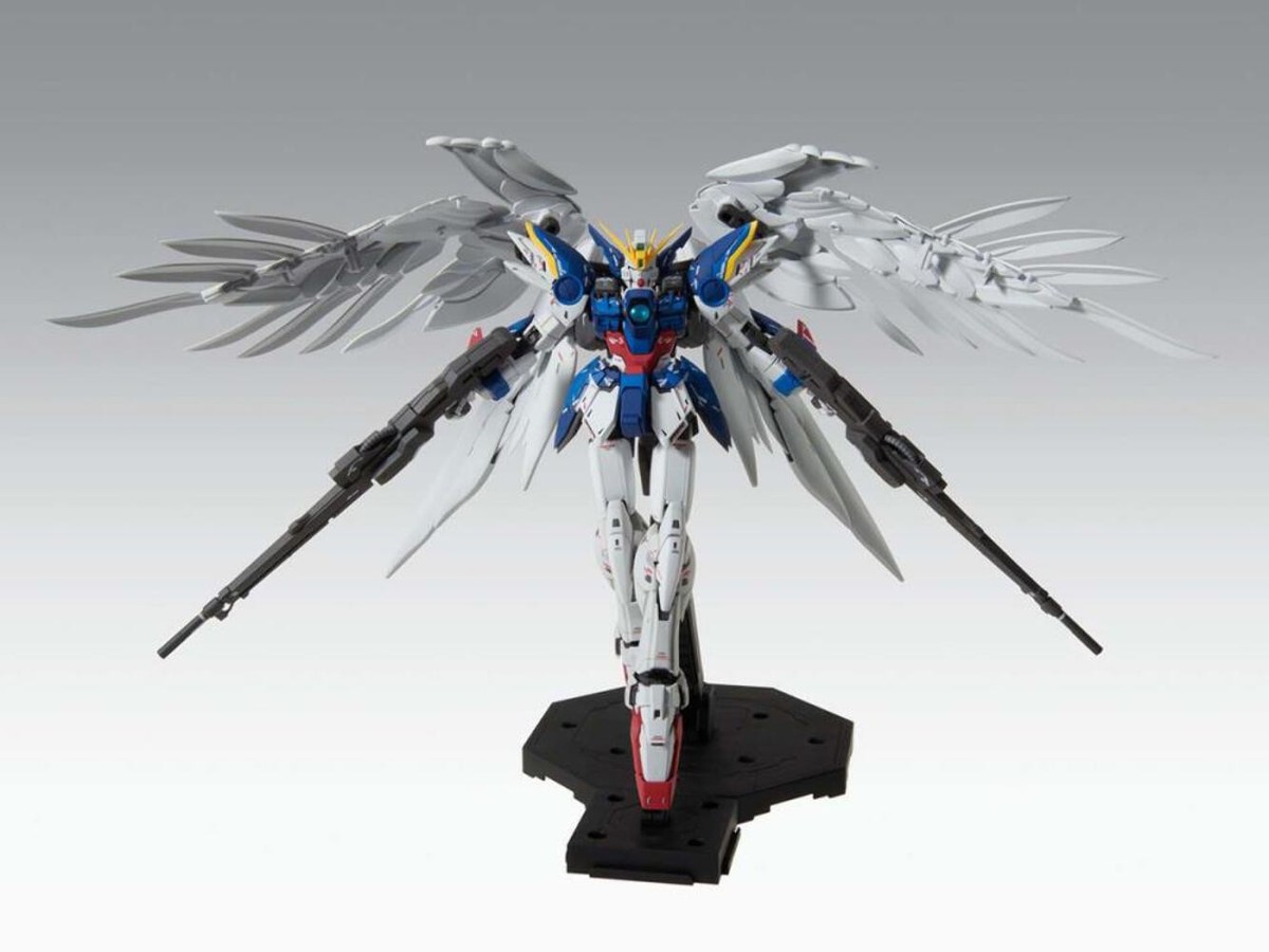 Gundam 1/100 MG Endless Waltz XXXG-00W0 Wing Gundam Zero EW Ver
