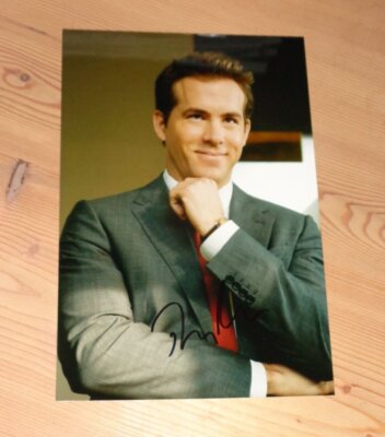 RYAN REYNOLDS Originalautogramm GROSSFOTO!