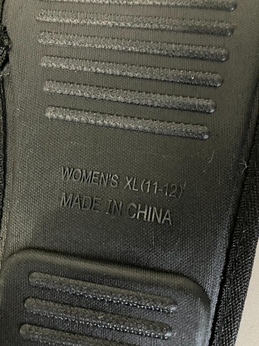 FOCO NFL Washington Commanders Women's Slippers Size XL 11/12 Black New - Picture 6 of 9