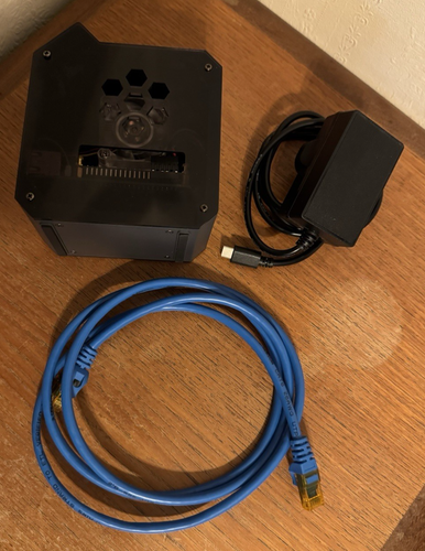 Raspberry Pi 5 8GB im GeeekPi Mini Tower Gehäuse mit 256GB SD, PSU & Kabel - Ready - Bild 2 von 5