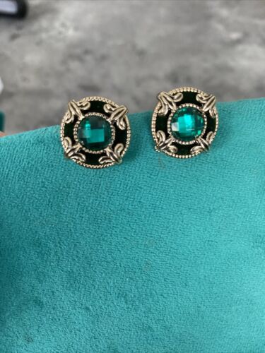 Vintage NAPIER Gold Green Clip On Earrings - image 1