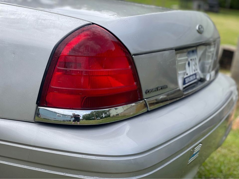 2006 Ford Crown Victoria Police Interceptor Street Appearance Package