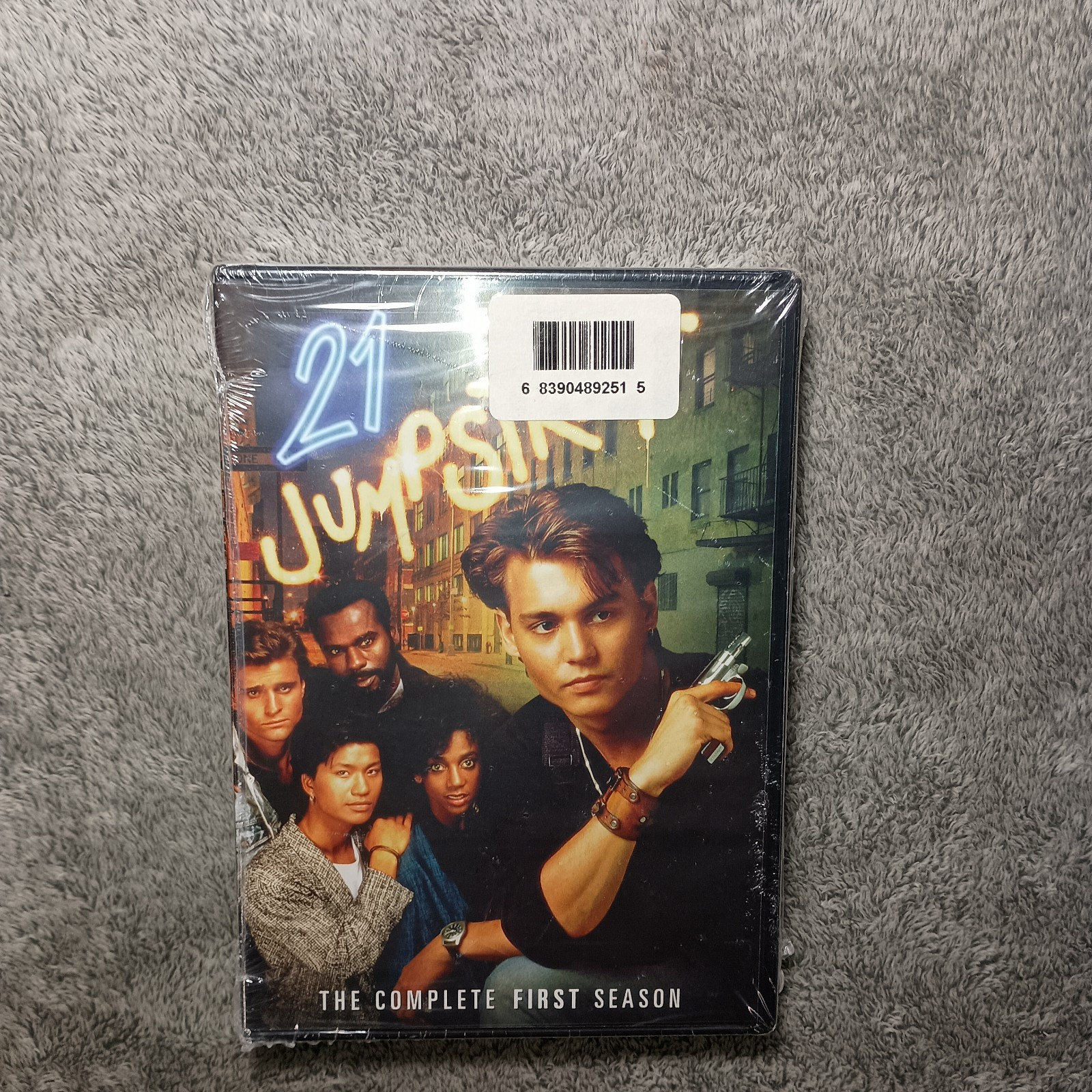 21 Jump Street: The Complete First Season & Shameless UK Seasons 1 & 2 Boxset
