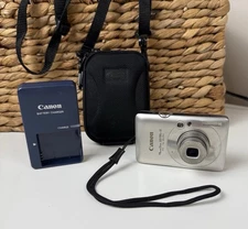 Canon PowerShot Digital ELPH Camera SD780 IS 12.1MP Bundle Ultra Slim TESTED