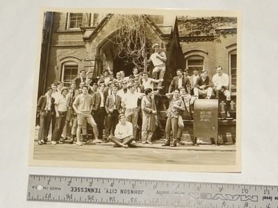 Original B&W Photo 1967 Harvard Matthews Hall Dorm 10'' x 8'' Photograph Students