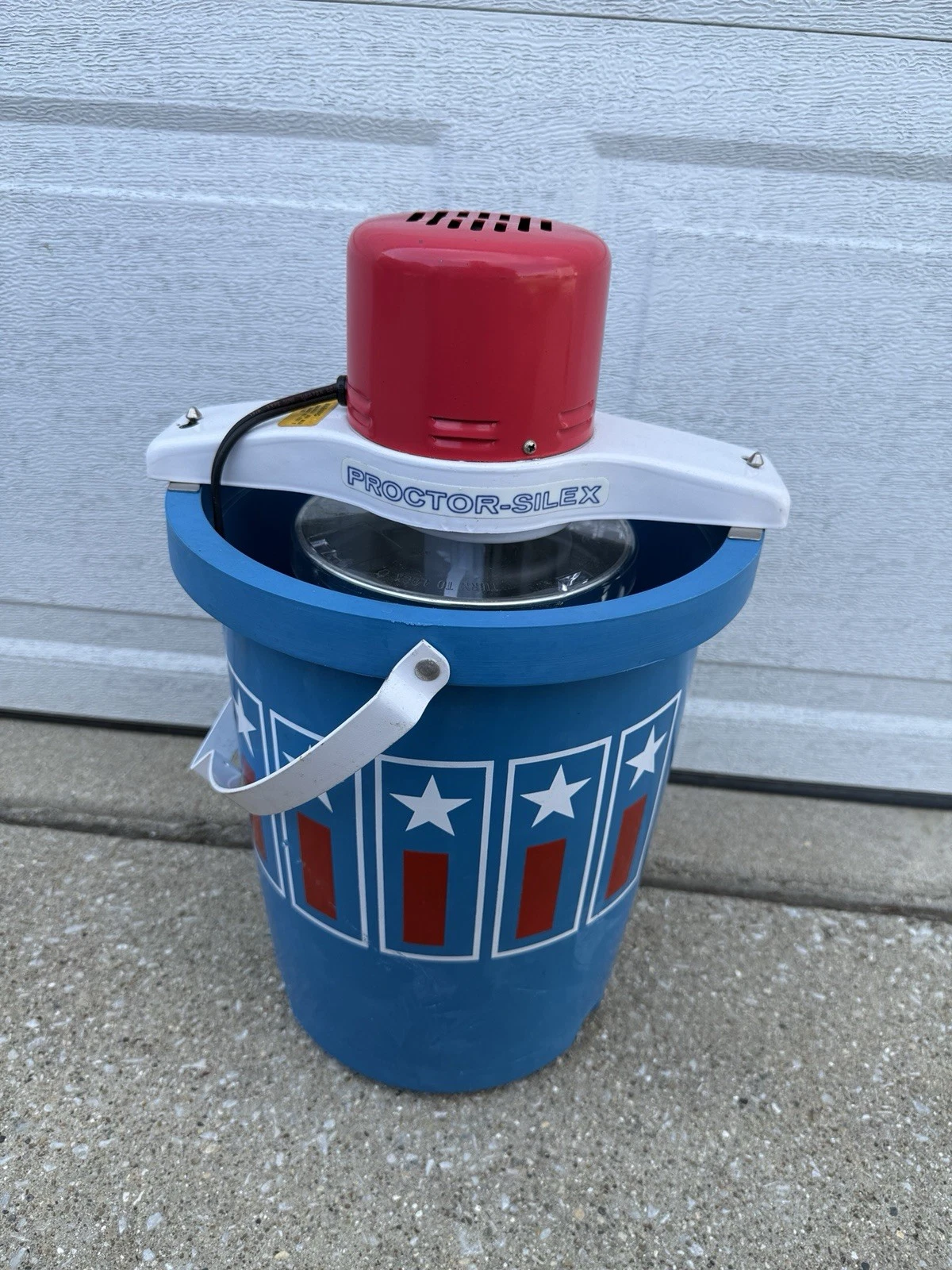 Proctor Silex Ice Cream Maker Freezer Red White Blue Stars Stripes Bucket Works