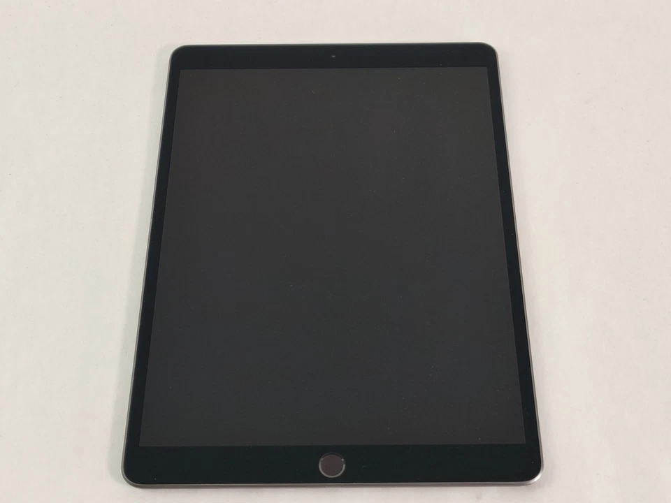 Apple iPad Air 3 A2152 64 GB iOS 18.6 (WiFi Only) - Image 2 of 4