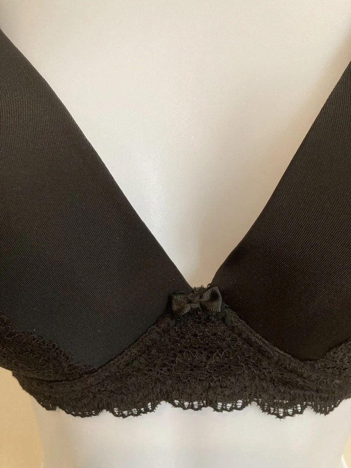 NWOT Isaac Mizrahi Size 38C Black Women’s Wireless Floral Lace Padded Bra - Image 3 of 4