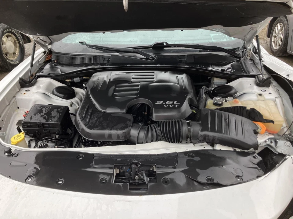 15 DODGE CHARGER Right Se Awd Rear Knuckle/stub Axle Foto 3 de 4