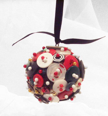 BUTTONS BALL Christmas Ornament Push Ball Pin Sewing Clothing