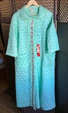 Vintage Quilted Robe Womens Kodel Fiberfill Button Front Size 16 Embroidery Lace