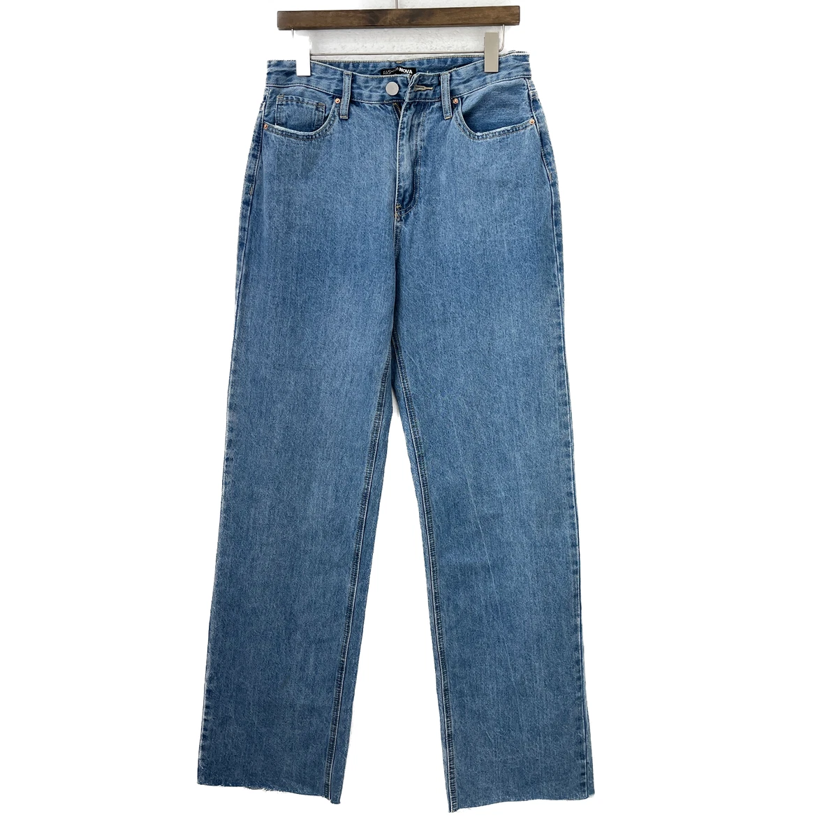 Size 9 best sale jeans fashion nova