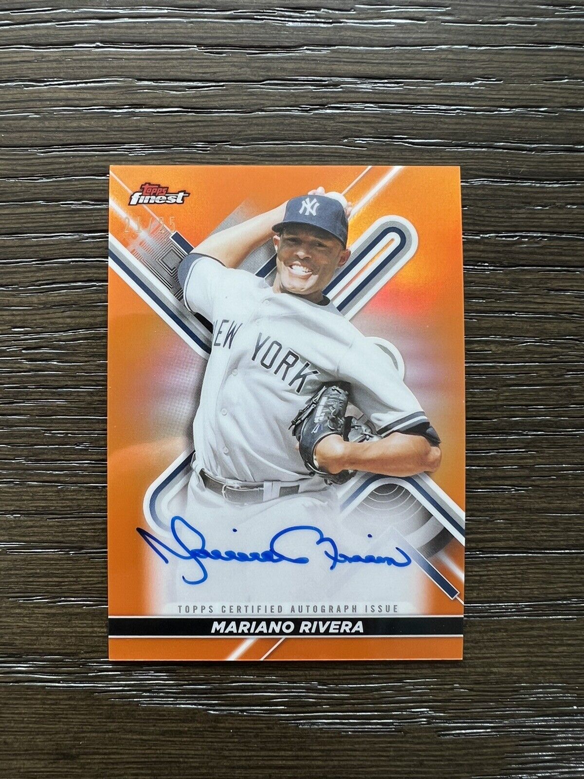 25シリ Topps finest mariano rivera auto